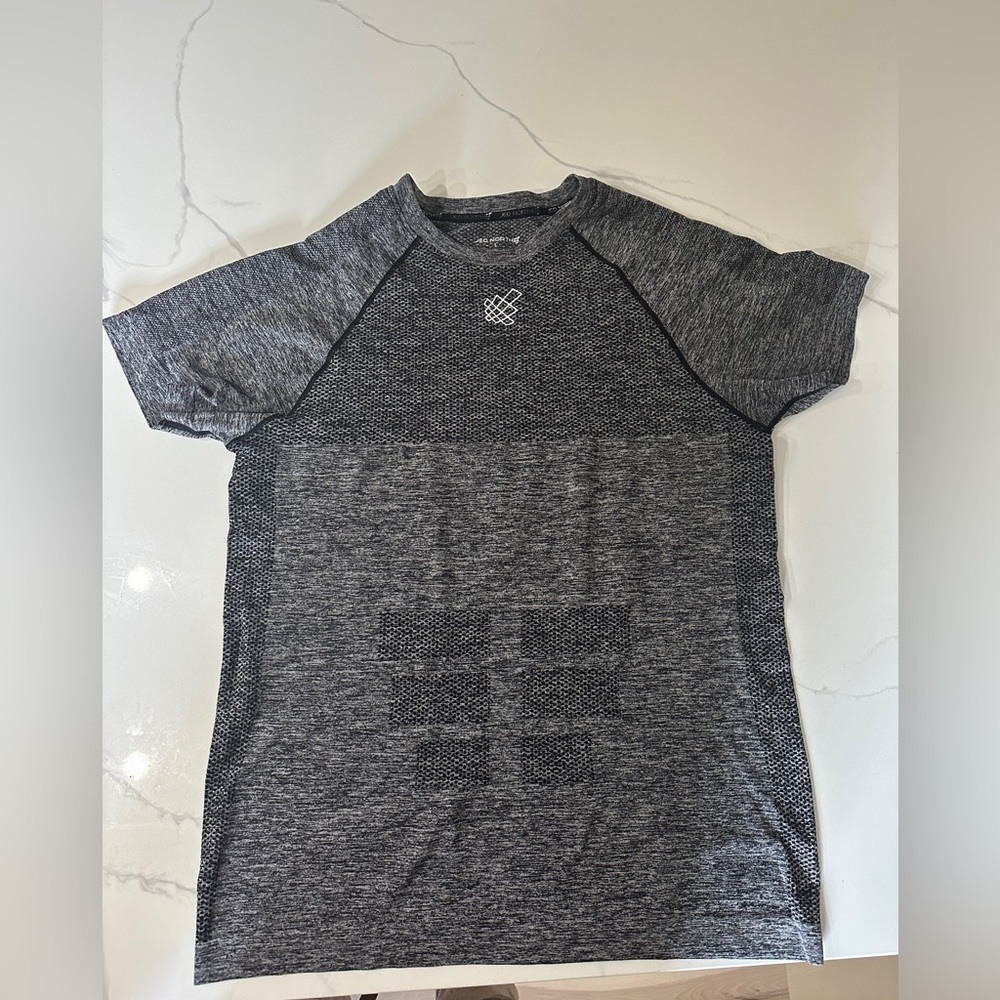 Jed North Fitted Grey Athletic Tshirt size Large